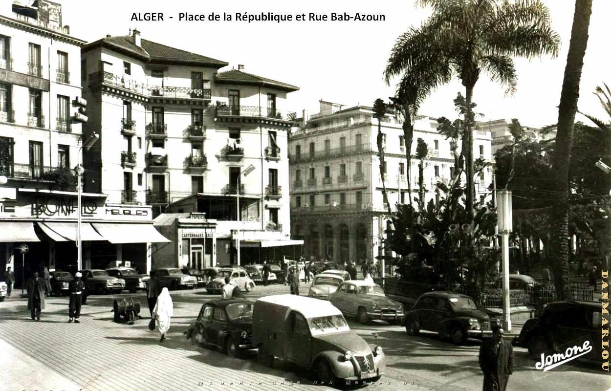 Alger - Place de la Republique et Rue Bab-Azoun.jpg